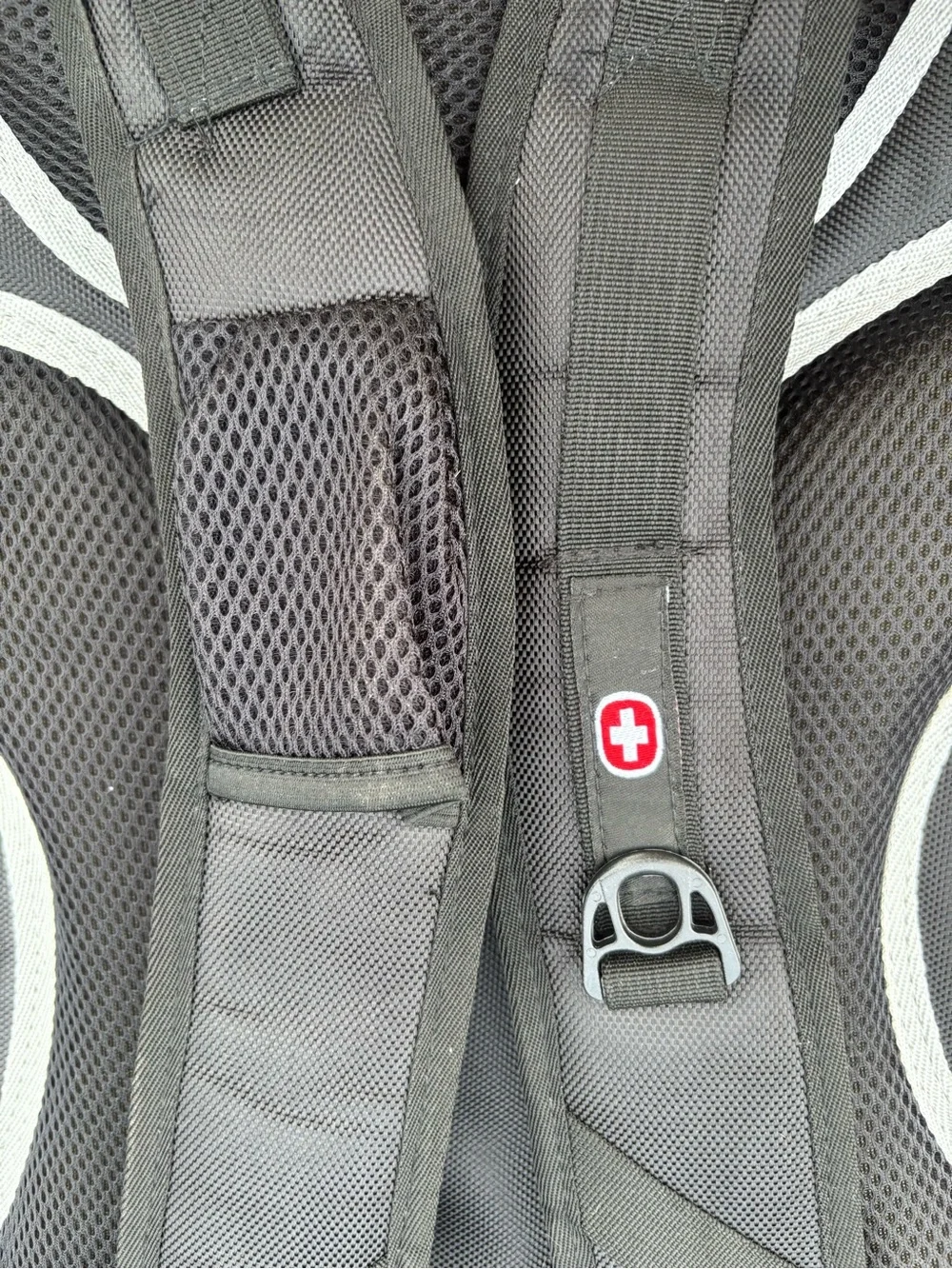 Swissgear SO NICE Backpack Red Black UNUSED Back To School Travel Bag